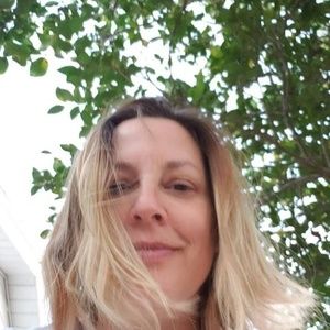Meet your Posher, Kari